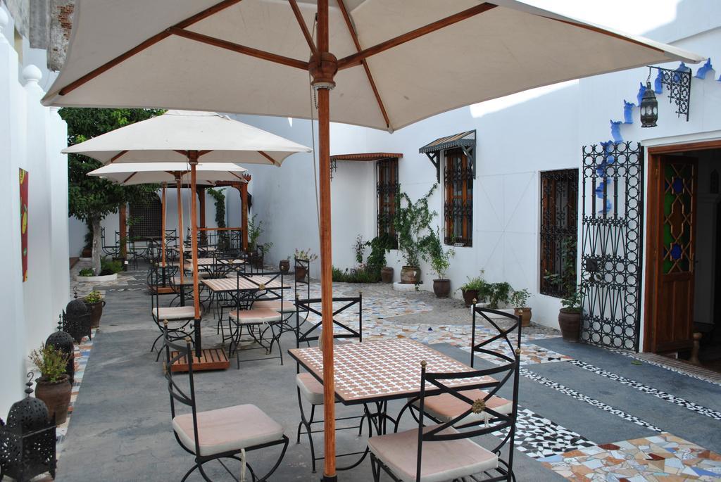 Hotel Blanco Riad Tetuão Exterior foto